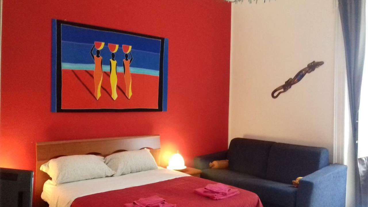 Portobello Appartamento 3 Camere 3 Bagni Таранто Екстер'єр фото